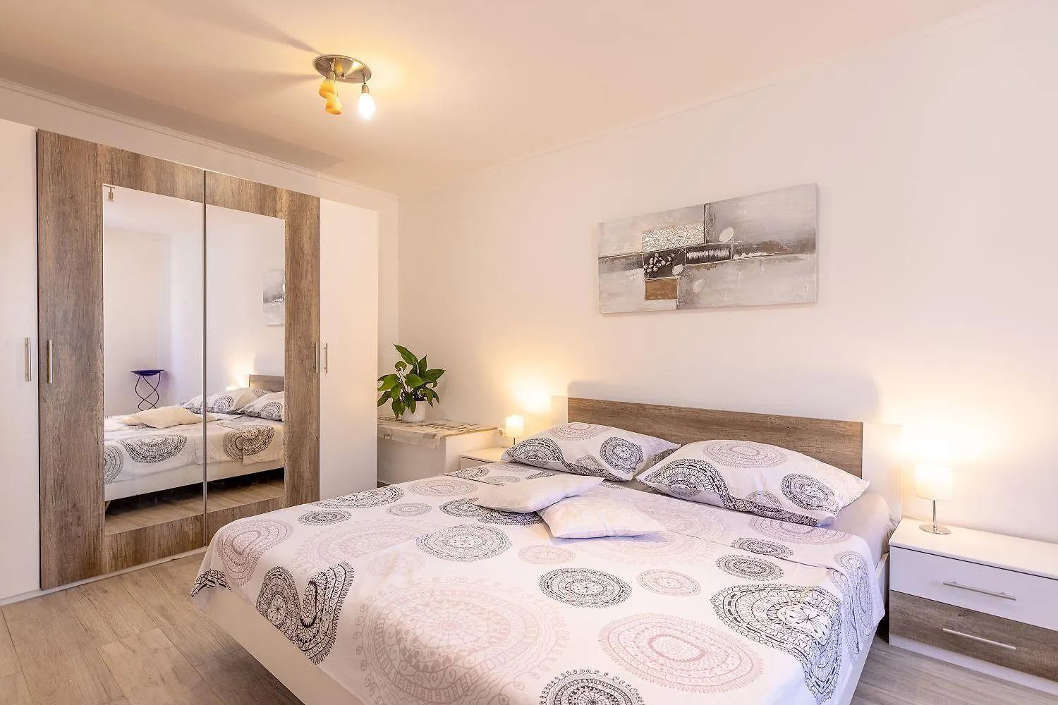 Renoviertes Apartment Nur 400 Meter Zum Strand Mit Meerblick, Klima, Waschmaschine Crikvenica